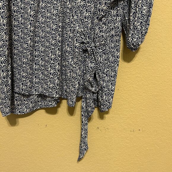Talbots Floral Paisley Wrap Tie Top Womens Size 3X Blue White 3/4  Sleeve Flowy - Picture 6 of 8